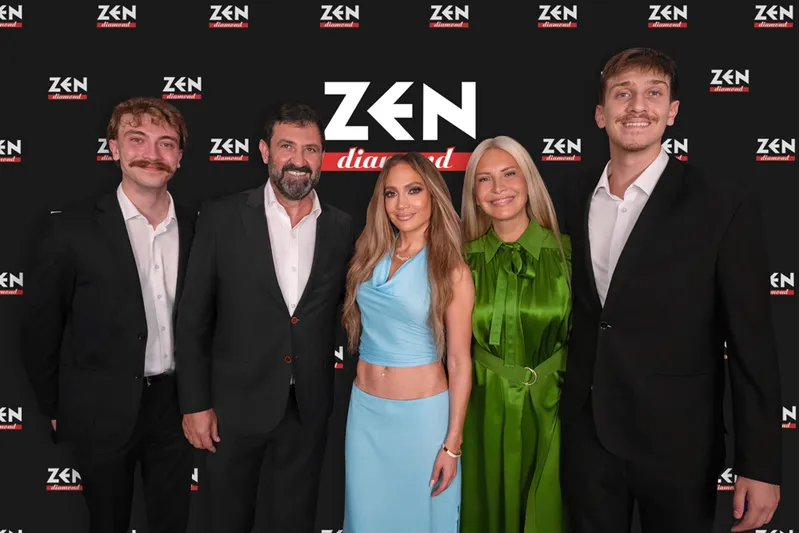 Jennifer Lopez, Zen Pırlanta