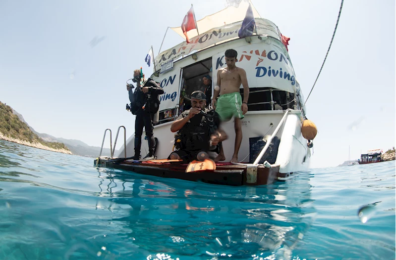 Engelli dalış rekortmeni, turistlere Türkiye