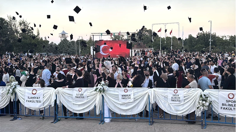 Hatay Mustafa Kemal Üniversitesinde mezuniyet töreni düzenlendi