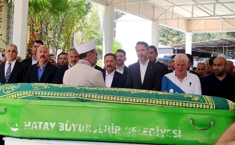 Bakan Bayraktar, vefat eden teyzesinin Hatay