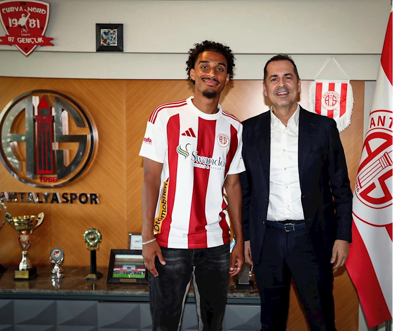 Antalyaspor, Gambiyalı futbolcu Ceesay