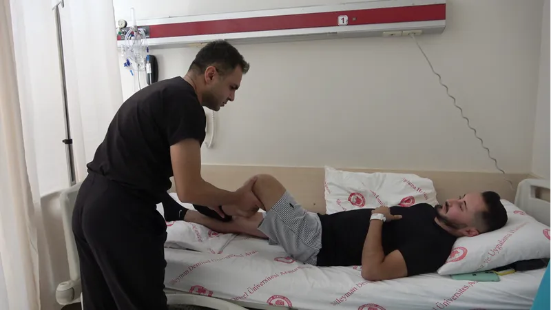 Bel ve ayak ağrısı çeken hasta, boy uzatma ameliyatıyla sağlığına kavuştu