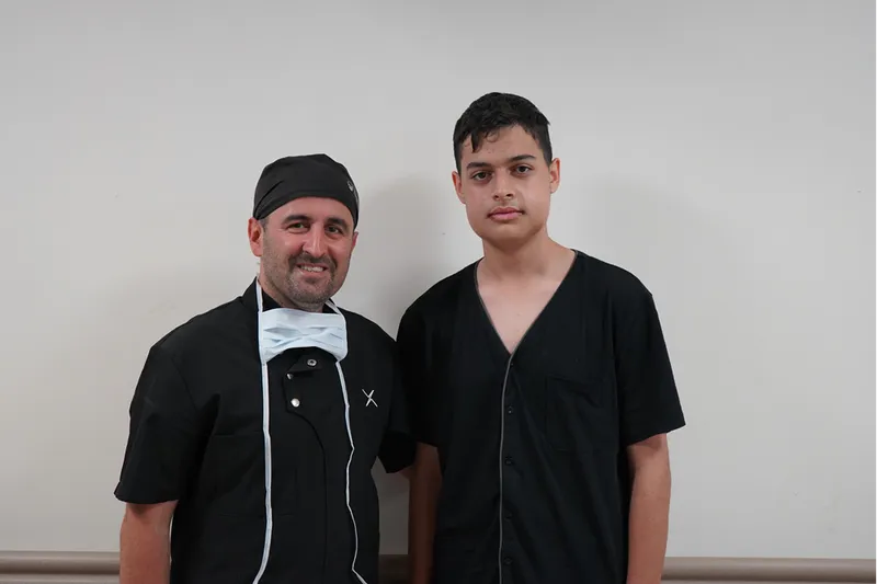 Çene eklem bozukluğu yaşayan hasta ameliyatla sağlığına kavuştu